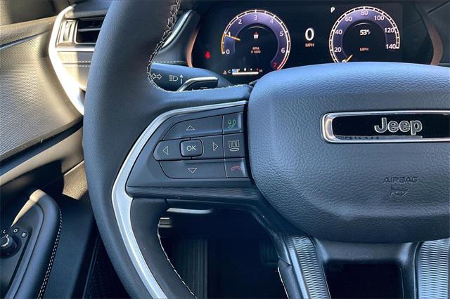 new 2025 Jeep Grand Cherokee car, priced at $42,710