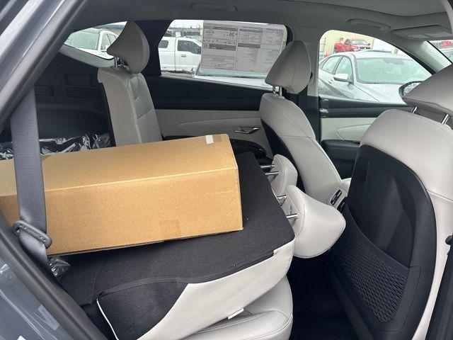 new 2026 Hyundai TUCSON Hybrid car, priced at $40,275