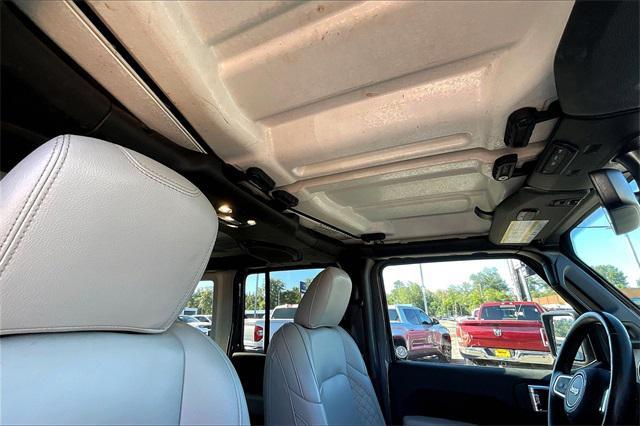 used 2022 Jeep Wrangler Unlimited car, priced at $37,704