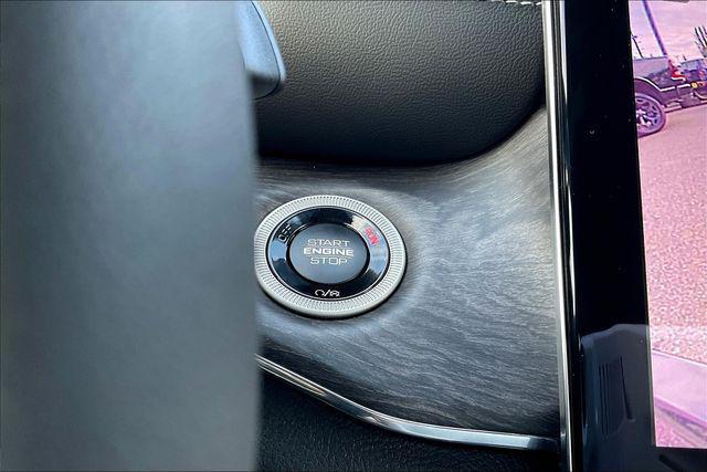 new 2025 Jeep Grand Cherokee L car, priced at $59,085