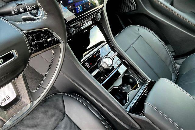 new 2025 Jeep Grand Cherokee L car, priced at $59,085