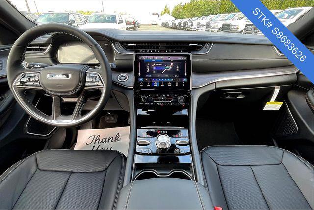 new 2025 Jeep Grand Cherokee L car, priced at $59,085