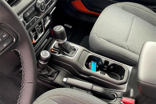 new 2025 Jeep Gladiator car, priced at $44,973