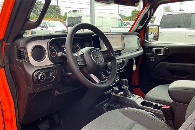 new 2025 Jeep Gladiator car, priced at $44,973