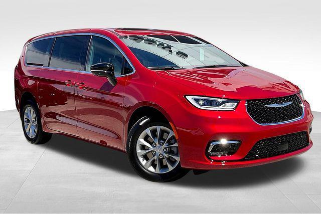 new 2025 Chrysler Pacifica car, priced at $43,950