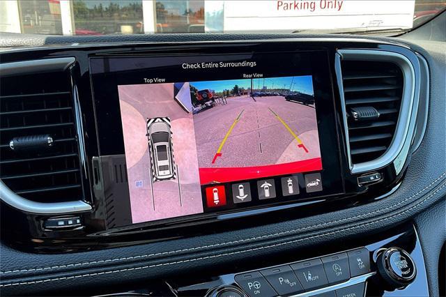 new 2025 Chrysler Pacifica car, priced at $46,863