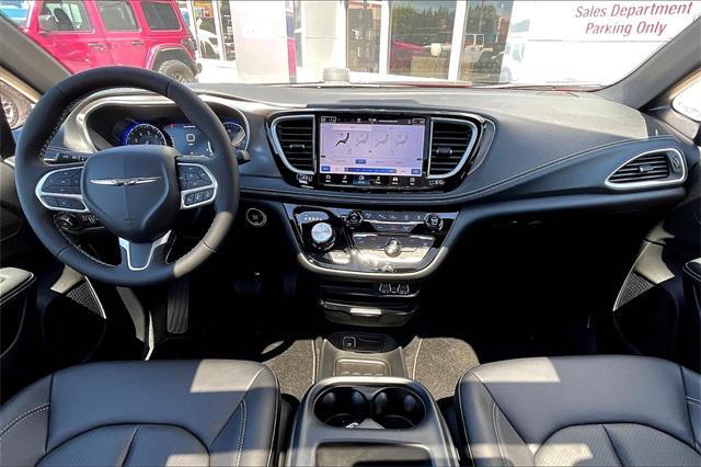 new 2025 Chrysler Pacifica car, priced at $46,863