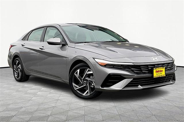 new 2025 Hyundai Elantra car, priced at $30,370