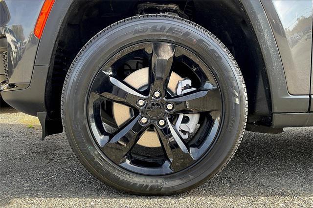 new 2025 Jeep Grand Cherokee L car, priced at $47,012