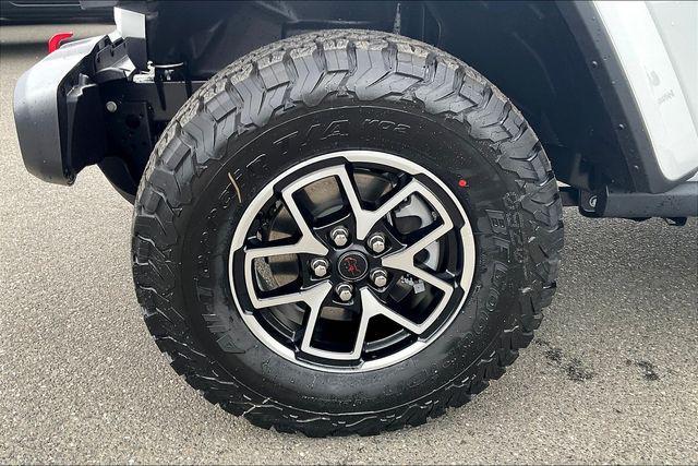 new 2025 Jeep Wrangler car, priced at $52,905