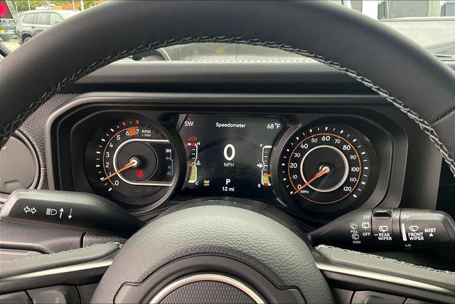 new 2025 Jeep Wrangler car, priced at $52,905