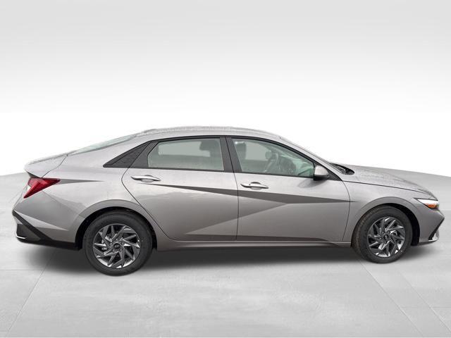 new 2026 Hyundai ELANTRA HEV car, priced at $27,360