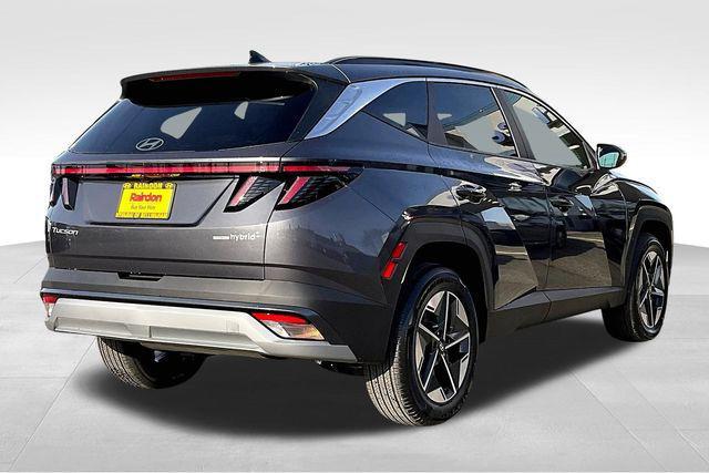 new 2025 Hyundai TUCSON Hybrid car, priced at $31,495