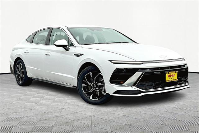 new 2025 Hyundai Sonata car, priced at $30,585
