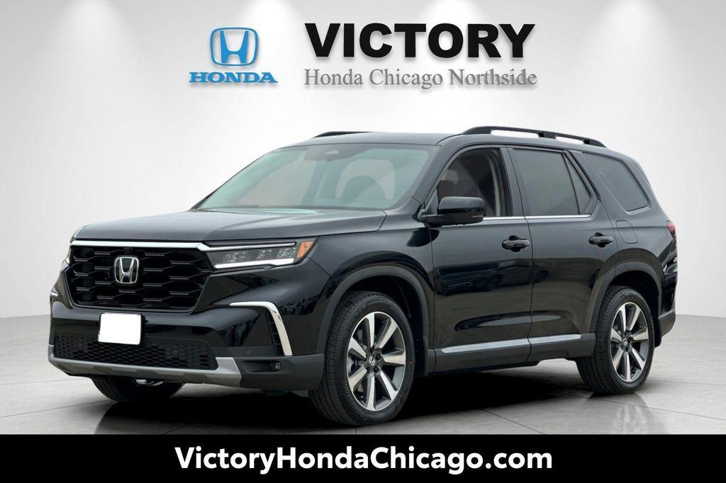 new 2025 Honda Pilot car, priced at $55,305