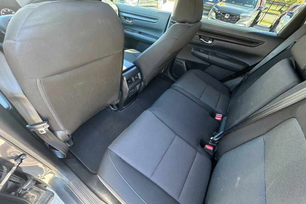 used 2025 Honda CR-V car, priced at $31,999