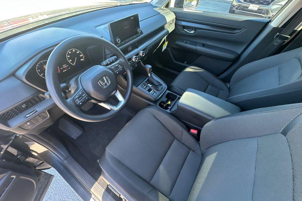 used 2025 Honda CR-V car, priced at $31,999
