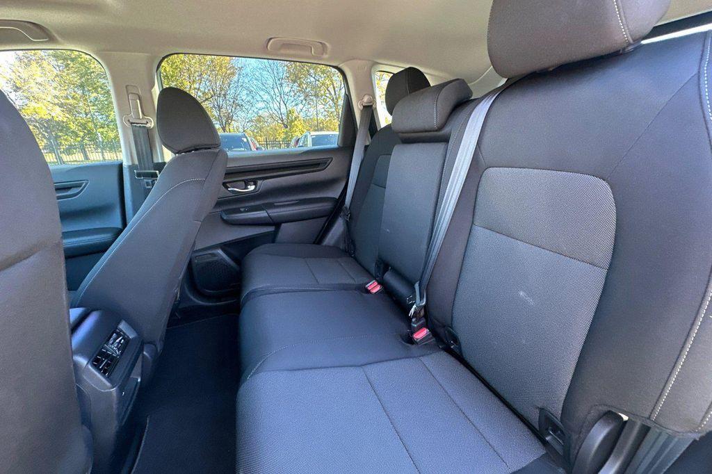 used 2025 Honda CR-V car, priced at $31,999