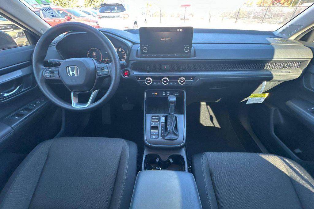 used 2025 Honda CR-V car, priced at $31,999