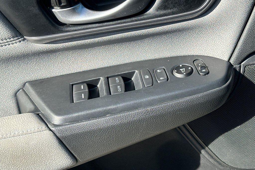 used 2020 Honda CR-V car, priced at $26,844