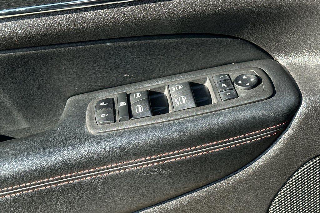 used 2021 Jeep Grand Cherokee car, priced at $27,199