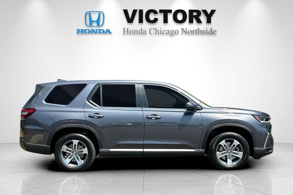 new 2025 Honda Pilot car, priced at $47,825