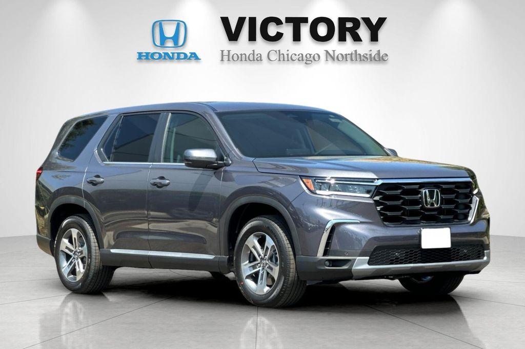 new 2025 Honda Pilot car, priced at $47,825