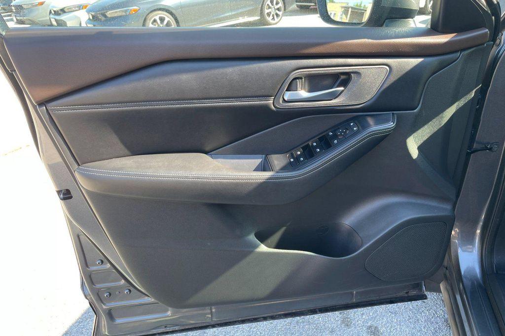 used 2022 Nissan Rogue car, priced at $18,099