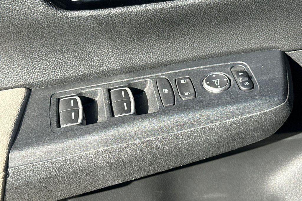 used 2023 Honda CR-V car, priced at $27,899