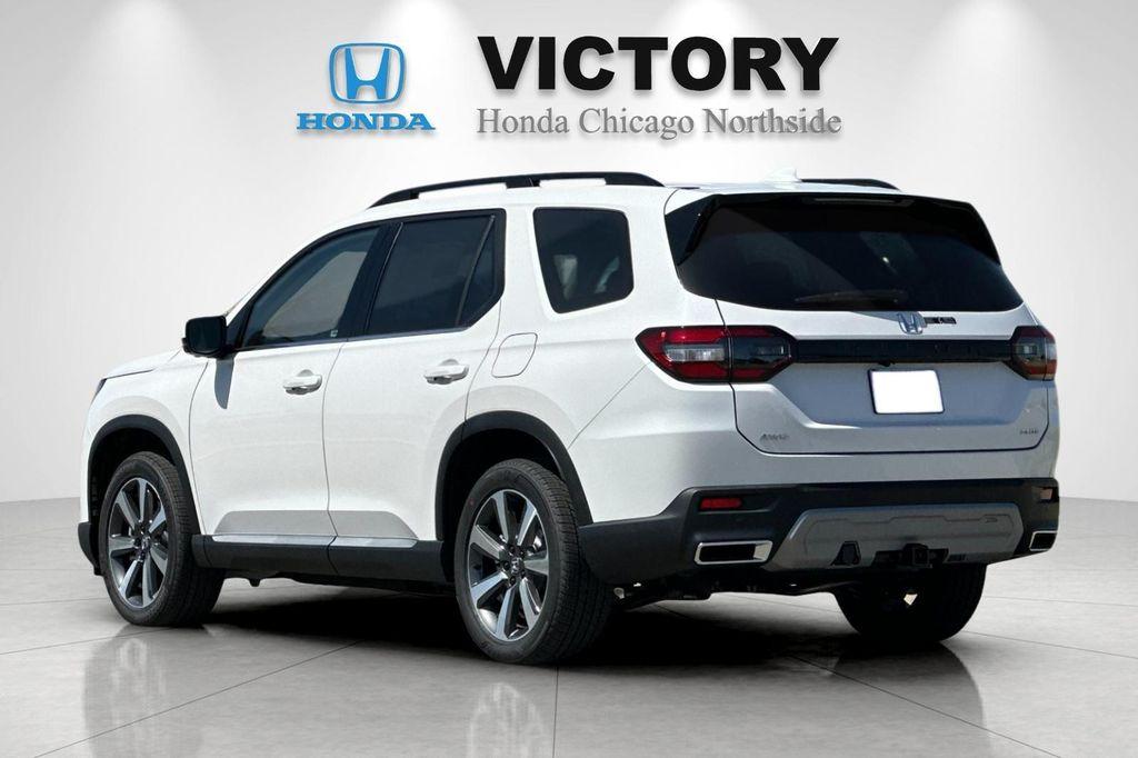 new 2025 Honda Pilot car, priced at $55,030
