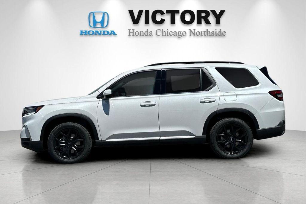 new 2025 Honda Pilot car, priced at $53,450