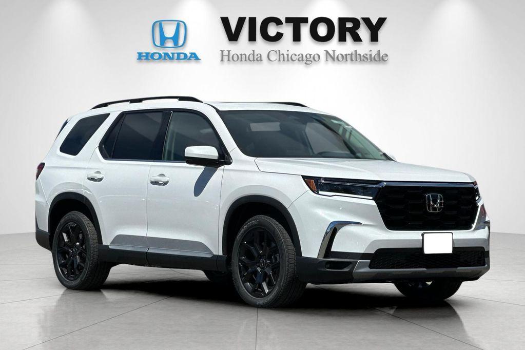new 2025 Honda Pilot car, priced at $53,450