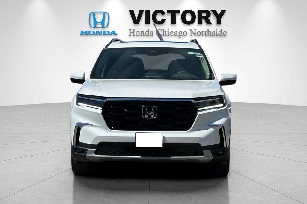 new 2025 Honda Pilot car, priced at $53,450