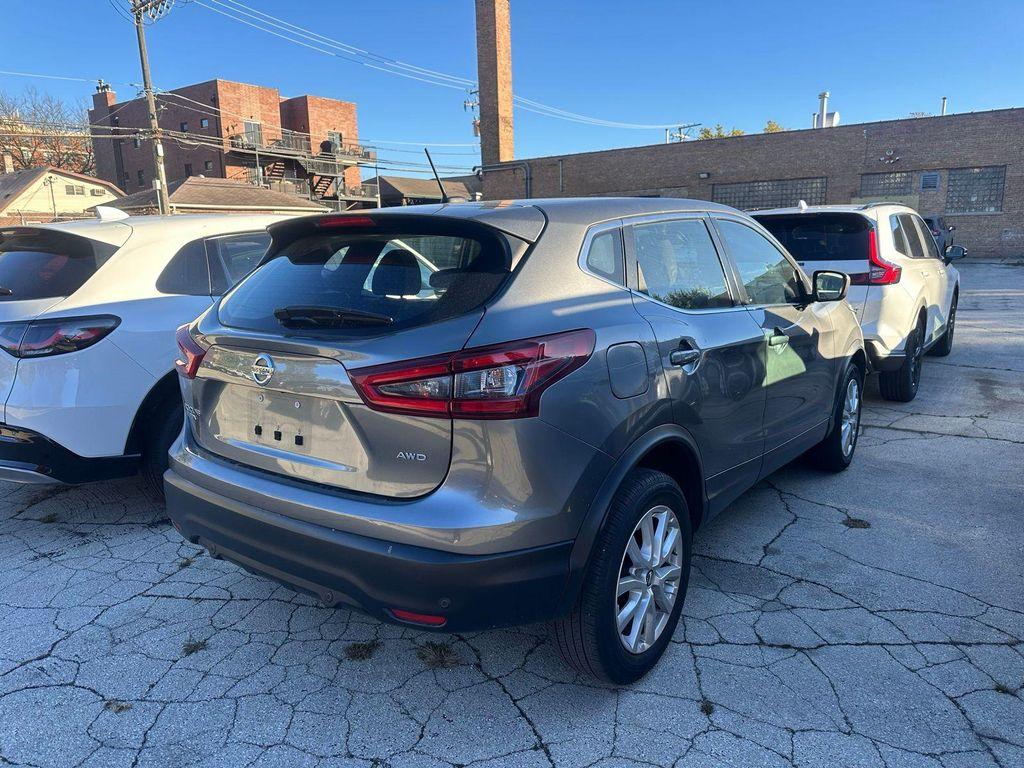 used 2021 Nissan Rogue Sport car, priced at $15,899