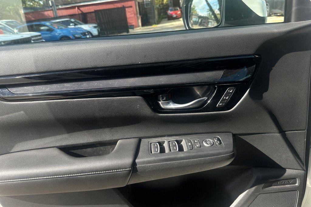 used 2023 Honda CR-V car, priced at $31,999