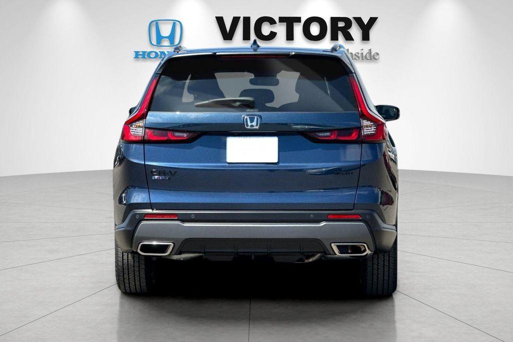 new 2026 Honda CR-V Hybrid car, priced at $41,675