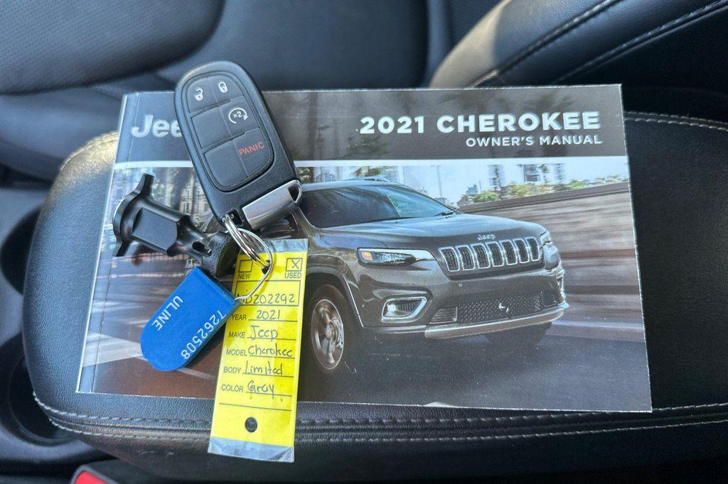 used 2021 Jeep Cherokee car, priced at $18,999