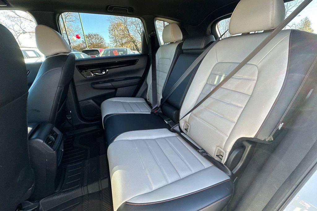 used 2024 Honda CR-V Hybrid car, priced at $37,444