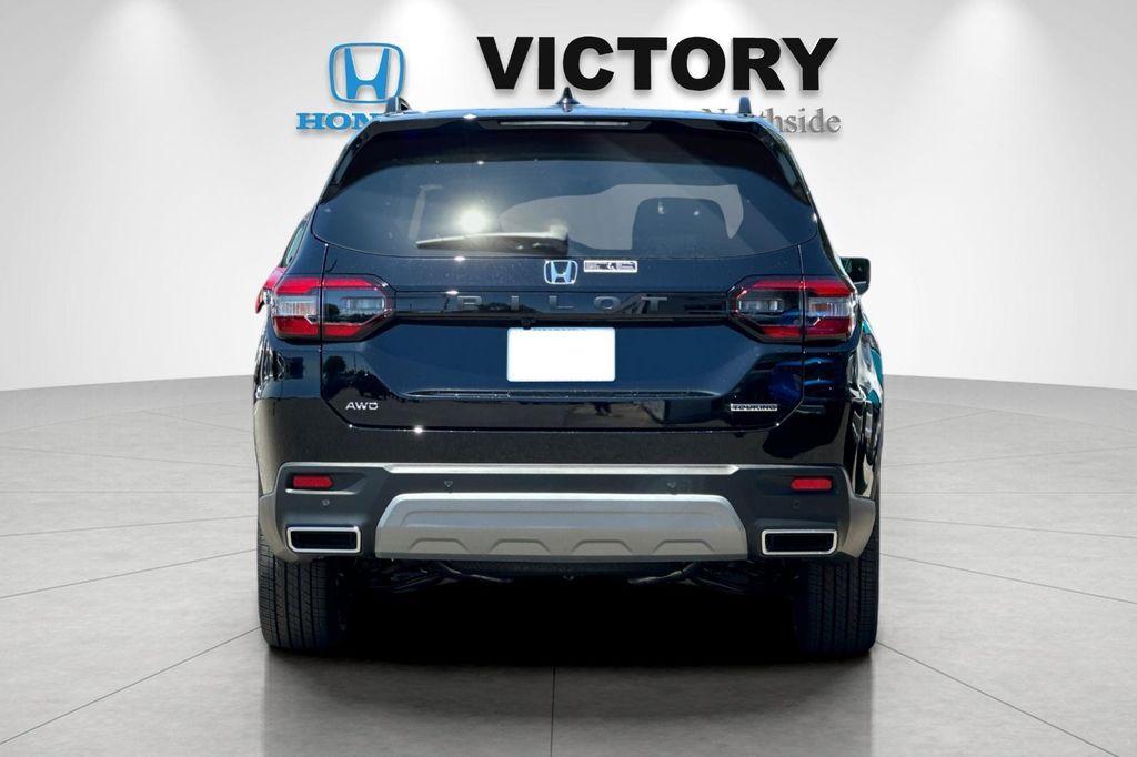 new 2025 Honda Pilot car, priced at $53,295