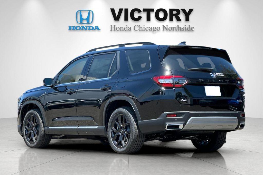 new 2025 Honda Pilot car, priced at $53,295