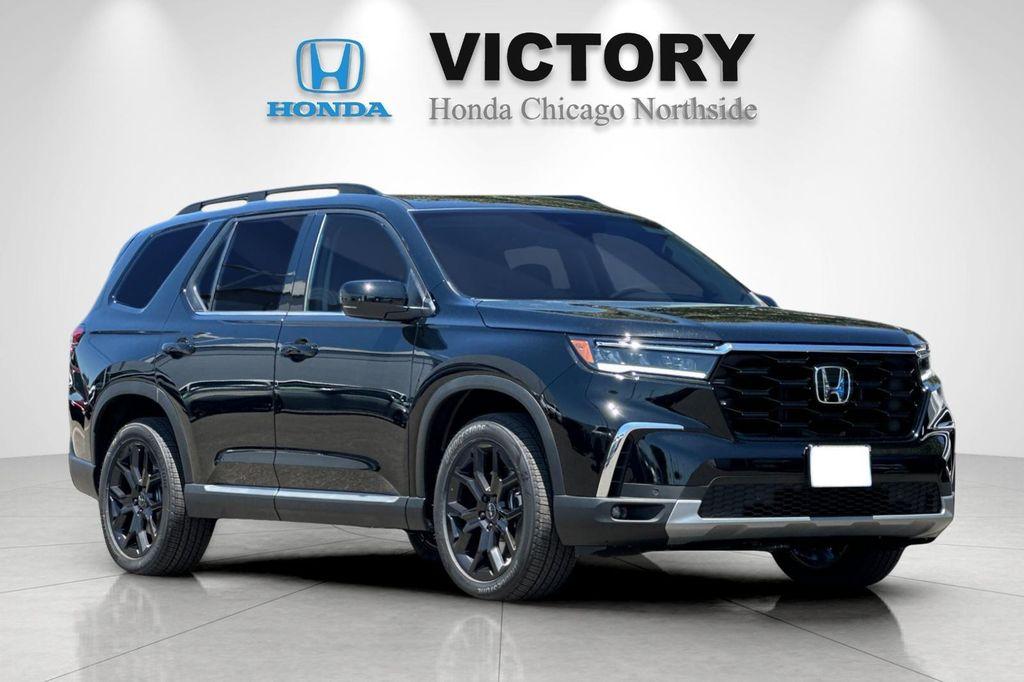 new 2025 Honda Pilot car, priced at $53,295