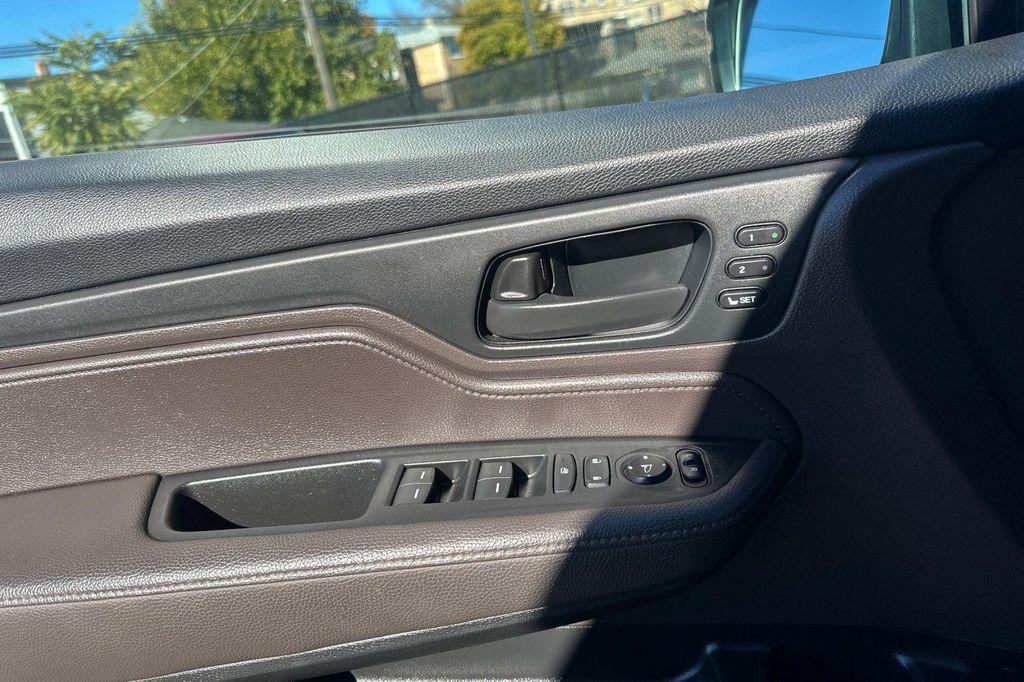 used 2019 Honda Odyssey car, priced at $25,999