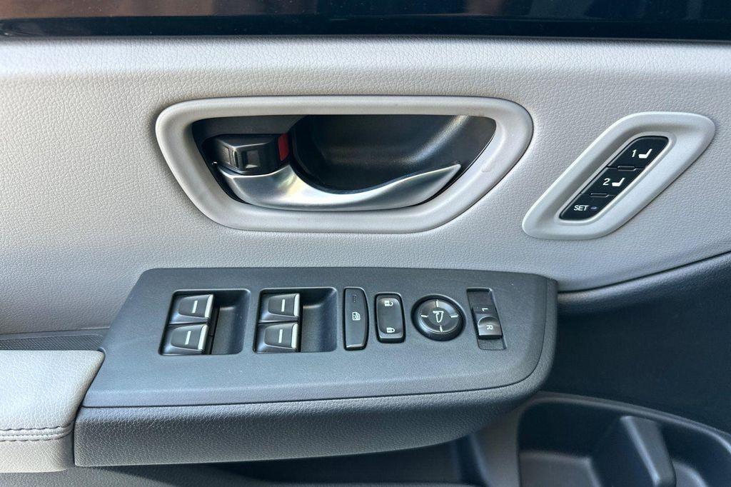 new 2025 Honda Pilot car, priced at $51,500