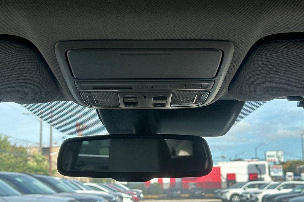 used 2022 Honda CR-V Hybrid car, priced at $24,999