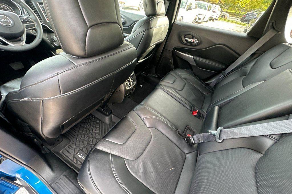 used 2022 Jeep Cherokee car, priced at $23,999