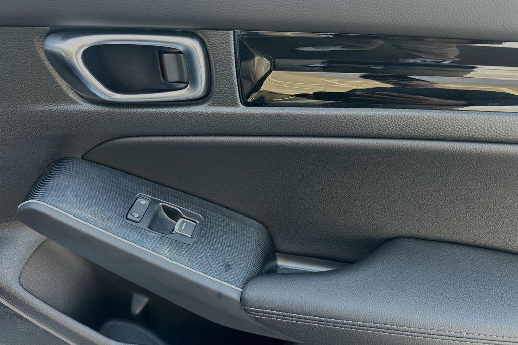 new 2025 Honda Civic Hybrid car, priced at $33,555