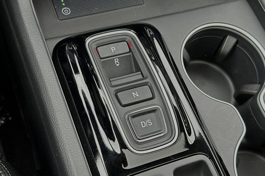 new 2025 Honda Pilot car, priced at $52,280