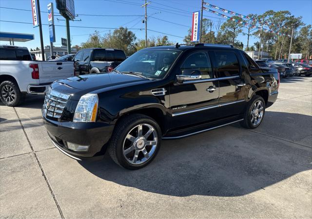 used 2010 Cadillac Escalade EXT car, priced at $18,998