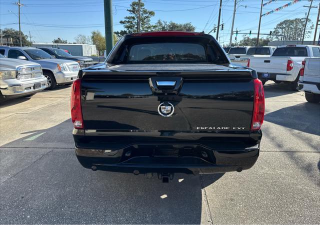 used 2010 Cadillac Escalade EXT car, priced at $18,998