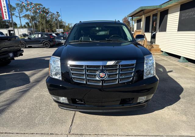 used 2010 Cadillac Escalade EXT car, priced at $18,998